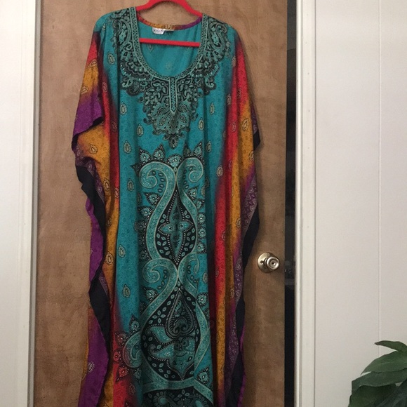 Beautiful Kaftan by Sante - Picture 1 of 6